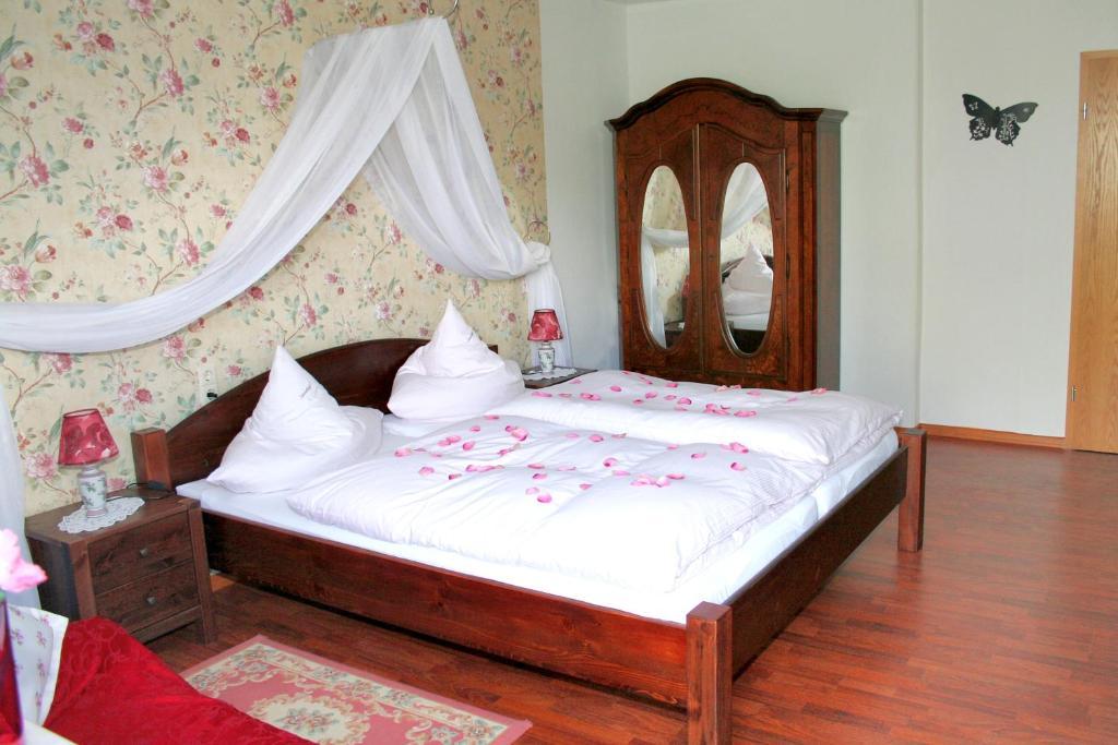 Pension Sonnenhuegel Markersdorf Стая снимка